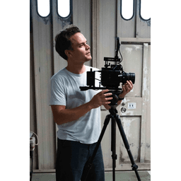 Filip Hofmann Grafikdesign flhcut